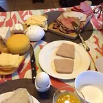 Yaca Bed & Breakfast