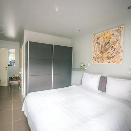 Yaca Bed & Breakfast