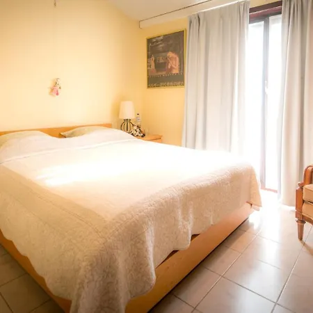 Yaca Bed & Breakfast