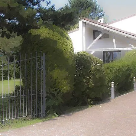 Yaca Bed & Breakfast De Haan